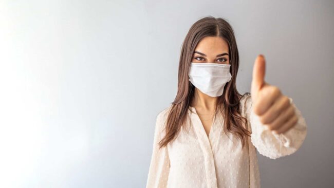 facemask έξαρση της ακμής λόγω μάσκας